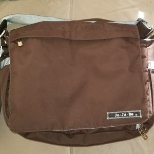 Ju Ju Be Messenger Style Diaper Bag